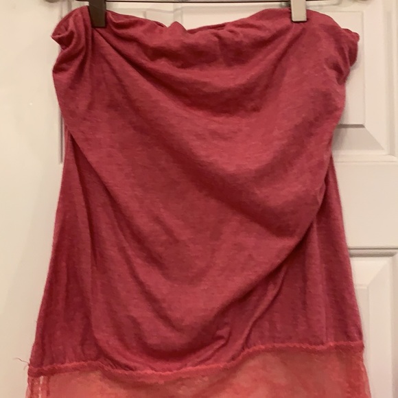 😍 2/$29 Self Esteem strapless top with elastic on top & lacey on bottom L - Picture 2 of 9